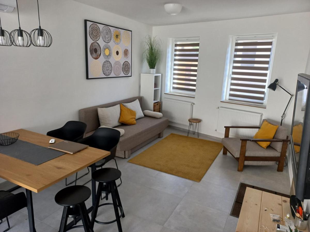 פץ' Major11 Apartman - Zsolnay Negyed מראה חיצוני תמונה